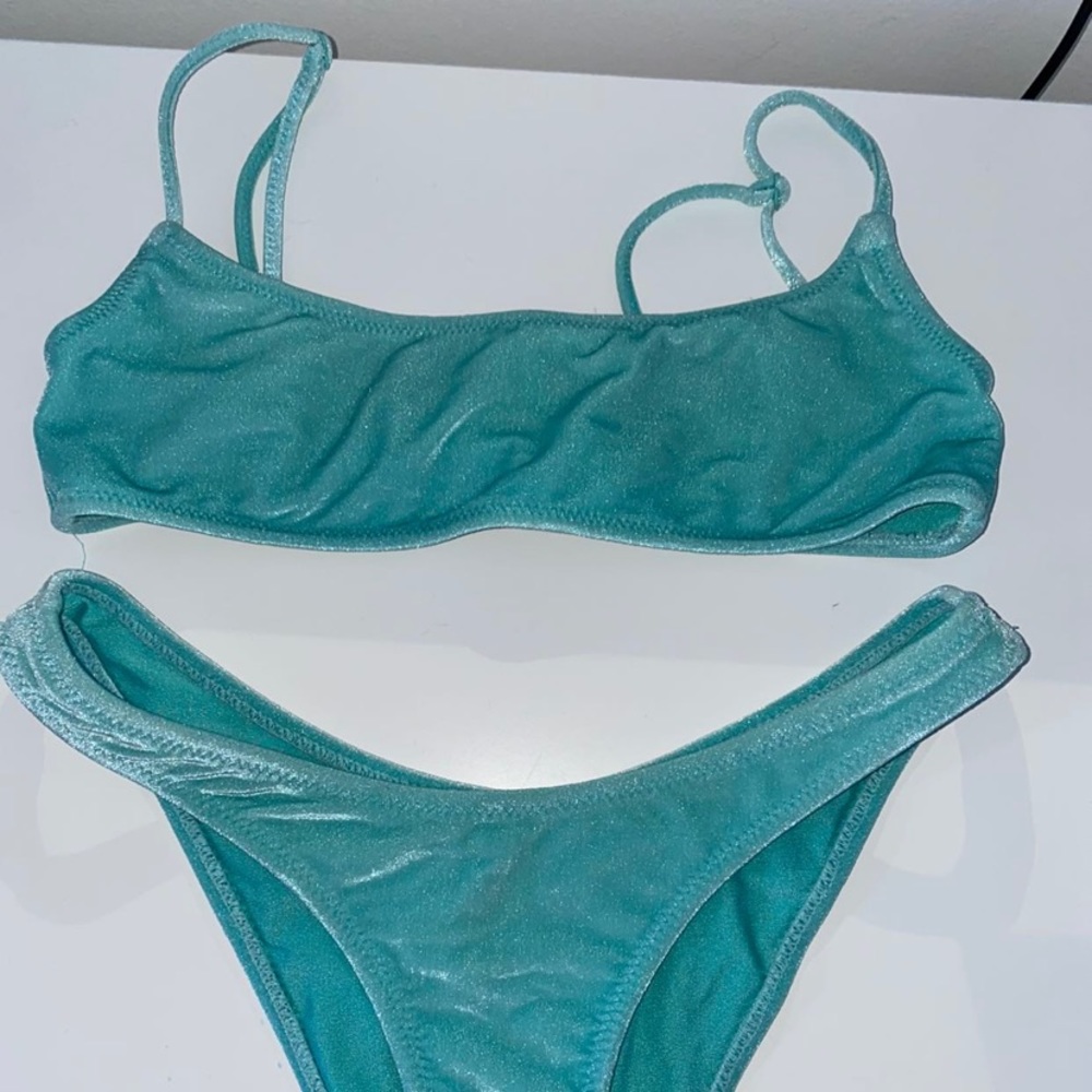 Triangl Bikini Set